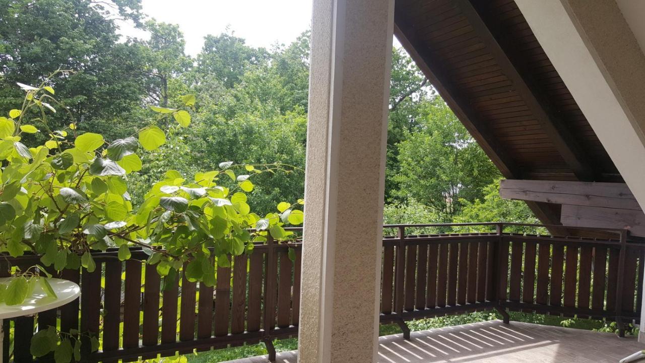 Family House In The Vicinity Of Ljubljana Apartment Logatec Bagian luar foto